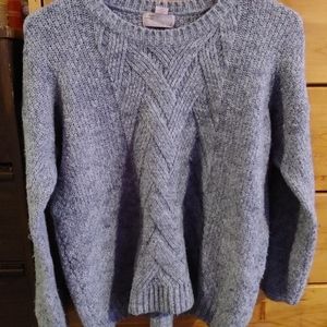 Grey pullover
